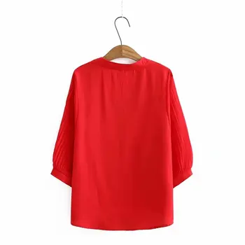 Plus size stovėti V kaklo apykaklė siuvinėjimo moterų prarasti palaidinė 2020 naujas vasaros Trijų Ketvirtį rankovėmis marškiniai, moterų topai