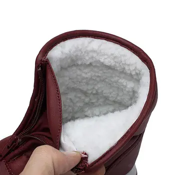 No-slip šiltas trumpas pliušinis žiemos batai moteris sniego batai 2021 naują atvykimo kietas užtrauktukas, suapvalinti tne platformos batai moterų avalynė